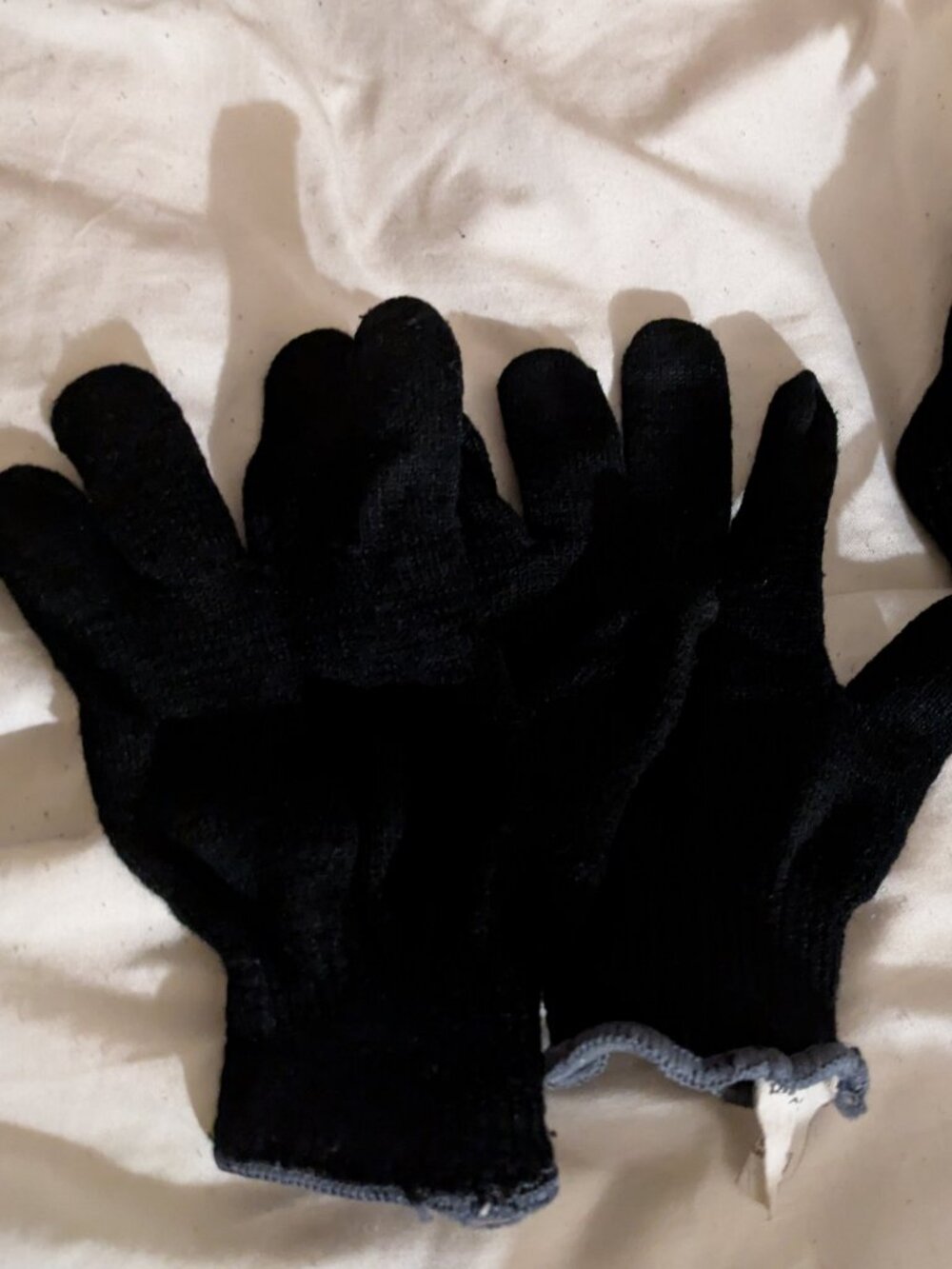RefrigiWear 0302R Liner Gloves Black One Size